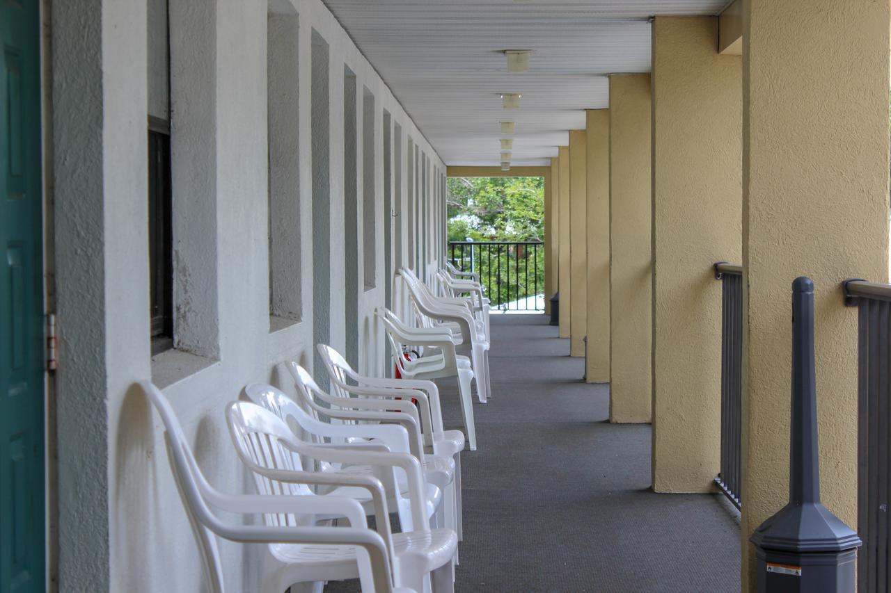 Steinhatchee River Inn And Marina Extérieur photo